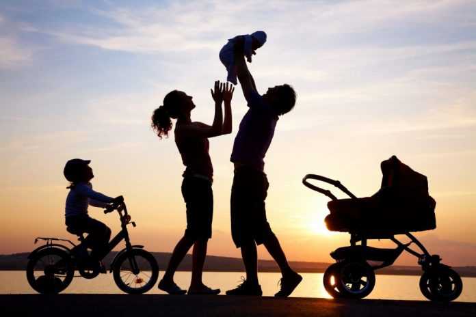 familie-1024x683