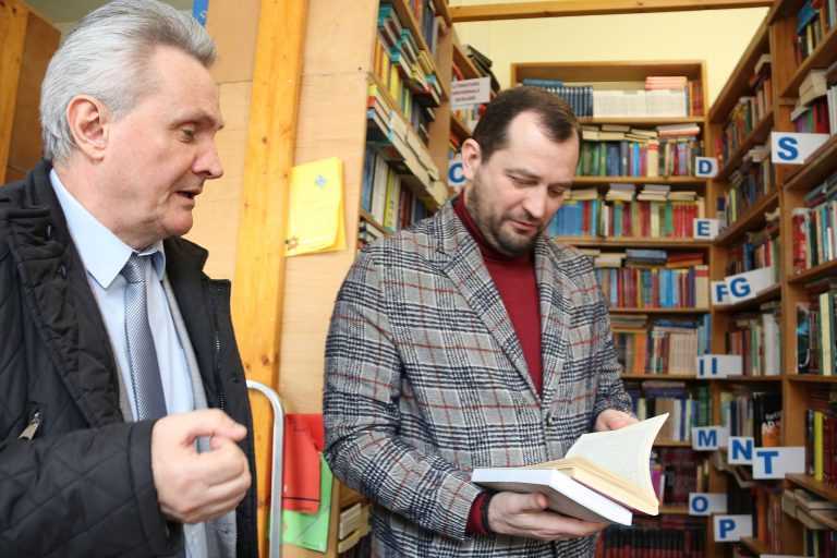 Cât de prost poți fi?