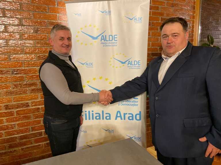ALDE Arad continuă ofensiva