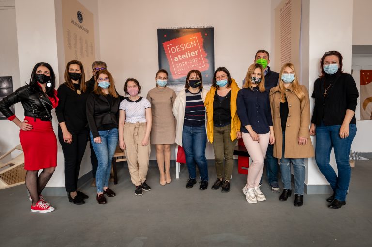 Studenții de la Design ai UAV au cucerit Galeria Delta
