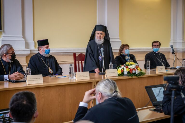 Colocviul Naţional de Teologie Dogmatică, la Universitatea „Aurel Vlaicu” din Arad